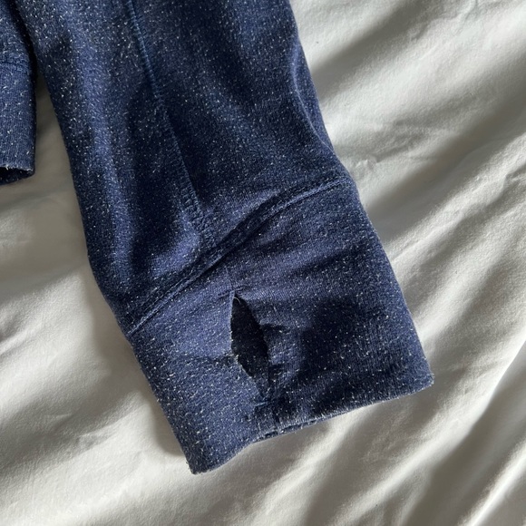 Navy blue zip up sweater - Picture 3 of 3